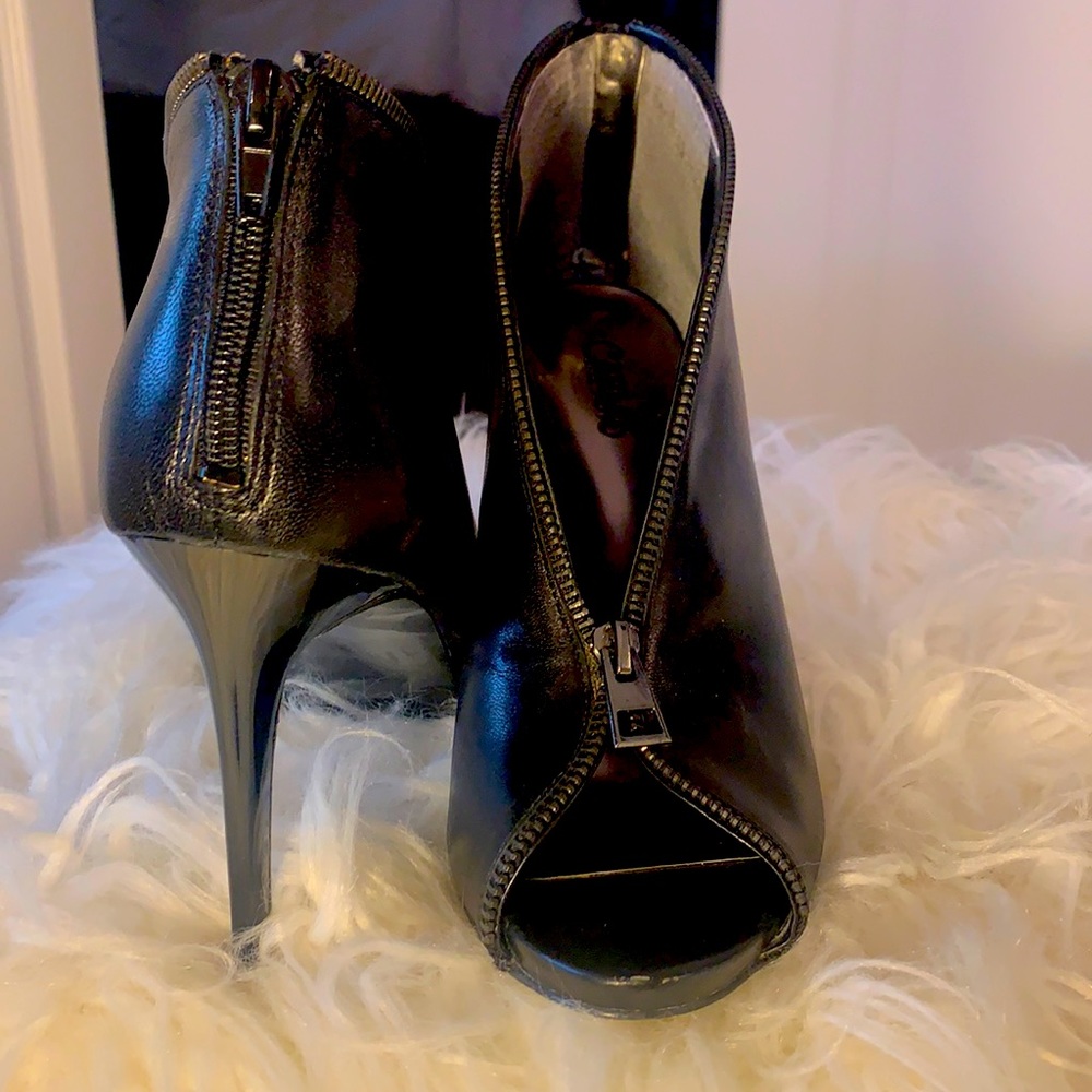 Carlos By Carlos Santana Booties